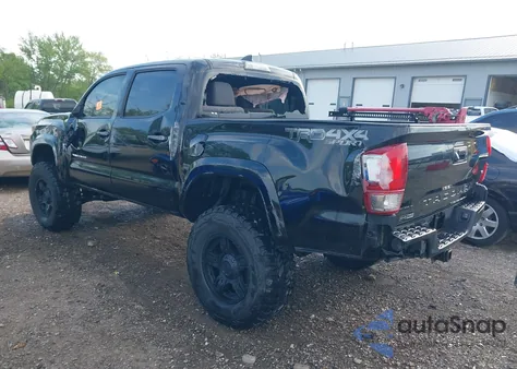 2017 Toyota Tacoma Trd Sport z USA, uszkodzony, nr VIN 3TMCZ5AN7HM091710